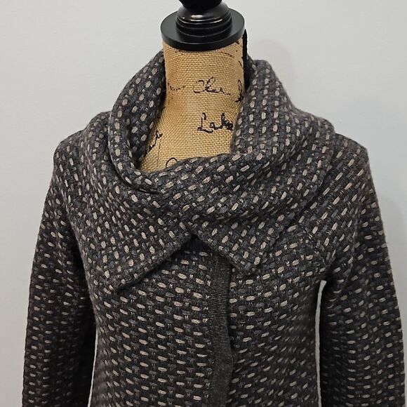 Banana Republic gray & taupe wool/cashmere/alpaca blend sweater size Small - Picture 2 of 10